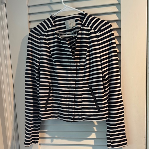 LOFT Jackets & Blazers - LOFT Women's Striped Blazer in Black and White